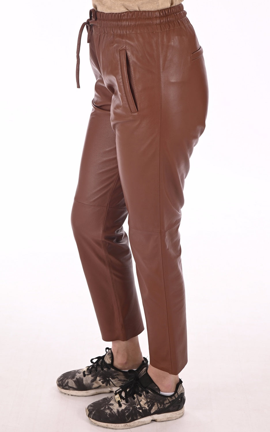 Women Genuine Leather Pant WP 18 SkinOutfit